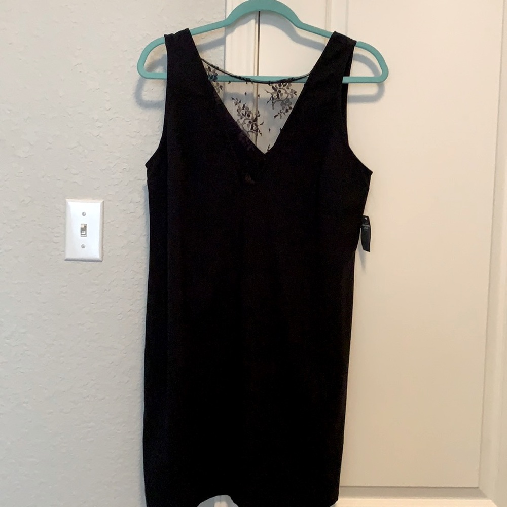 Abercrombie & Fitch Black V Neck Dress With Lace